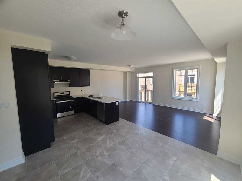 33 Liam Lane, Markham, L3S 3J5 | Image 3