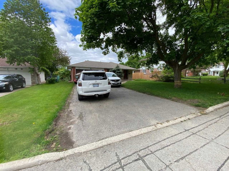 Bsmt - 77 Walkerton Dr, Markham, L3P1H9 | Image 2