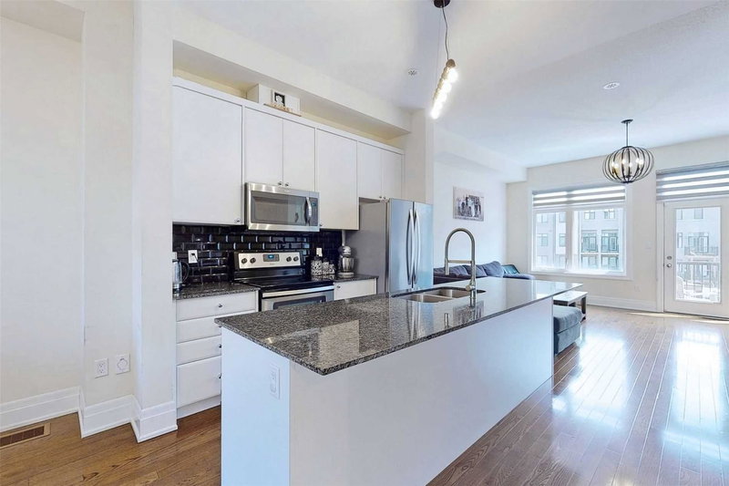 251 Thomas Cook Ave, Vaughan, L6A5A1 | Image 3