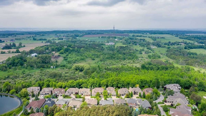 15763 Dufferin St, King, L7B 1K5 | Image 3