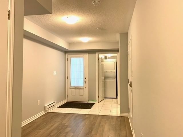 43 Minlow Way, Aurora, L3X 1V9 | Image 3