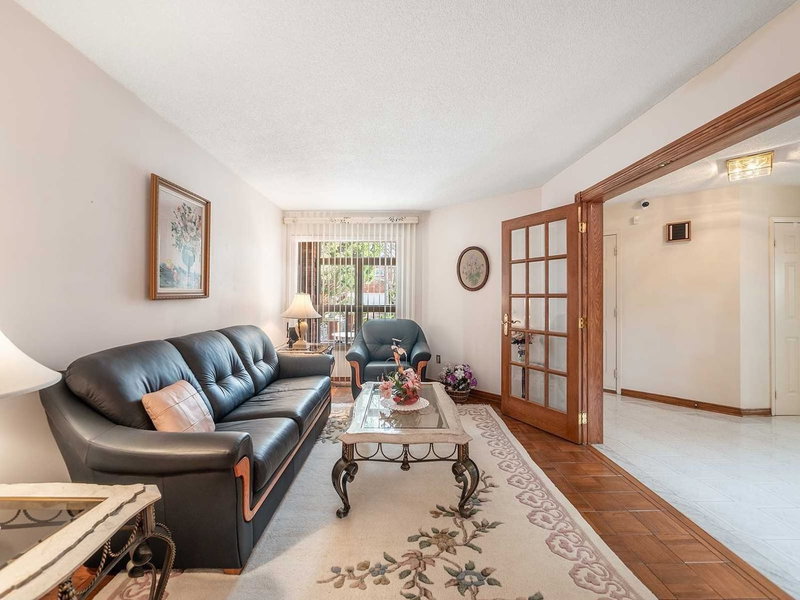 87 Kyla Cres, Markham, L3S2Y4 | Image 3