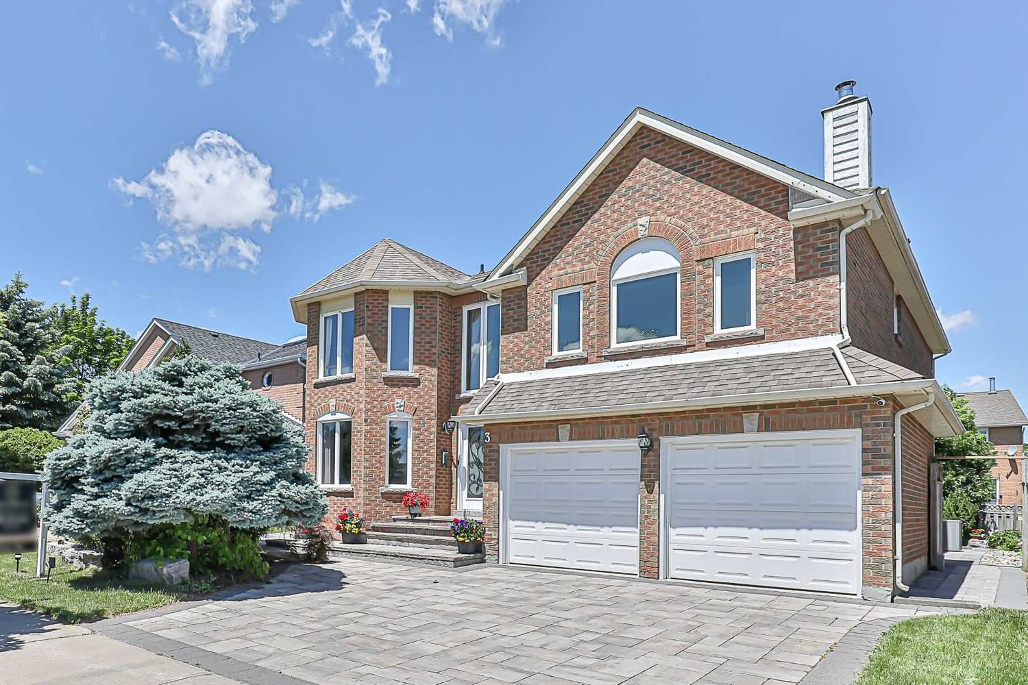 Detached House sold at 3 Cranleigh Drive, Markham, Unionville, L3R8L3 - MLS: N5661939