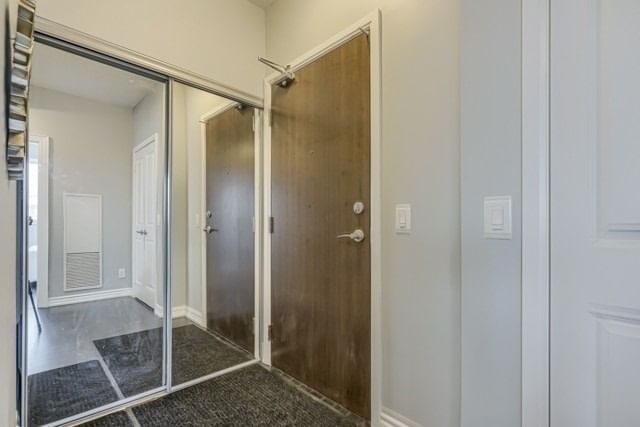 Room2