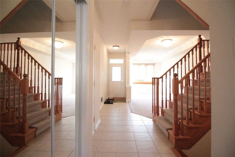 20 Sanderson Rd, Markham, L6C2H8 | Image 2