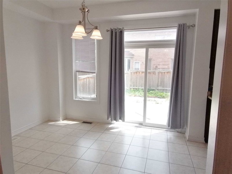 81 Carolina Rose Cres, Markham, L6E0P2 | Image 2