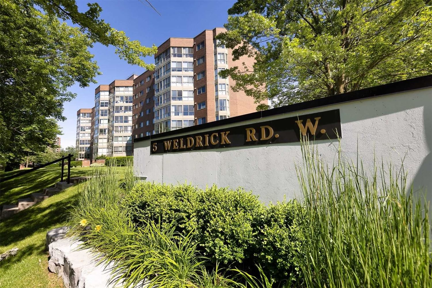 Condo sold at 404-5 Weldrick Road, Richmond Hill, North Richvale, L4C8S9 - MLS: N5664230