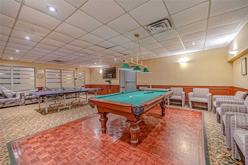 212 - 175 Cedar Ave N, Richmond Hill, L4C9V3 | Image 3