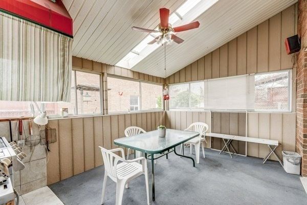 Listing Image 23