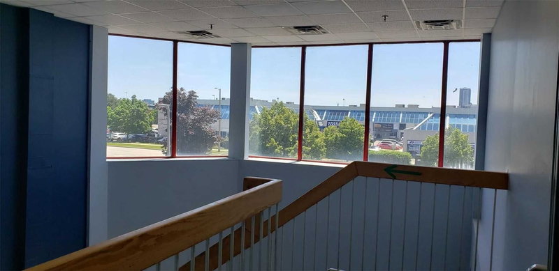 201-203 - 28 Roytec Rd, Vaughan, L4L8E4 | Image 3