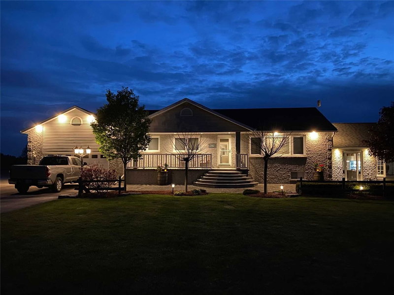 24518 Mccowan Rd, Georgina, L0E1R0 | Image 2