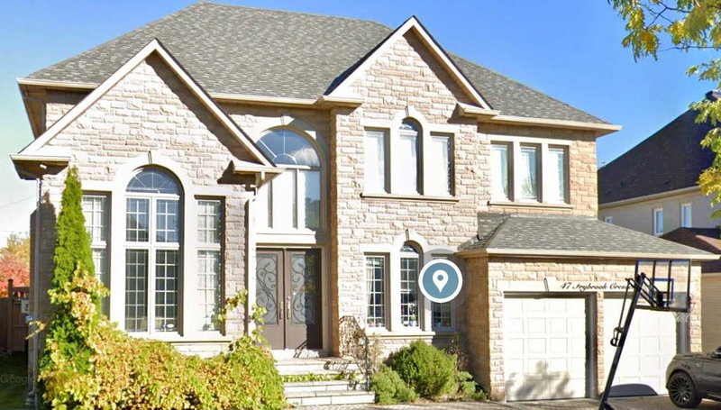 47 Frybrook Cres, Richmond Hill, L4B4B9 | Image 2