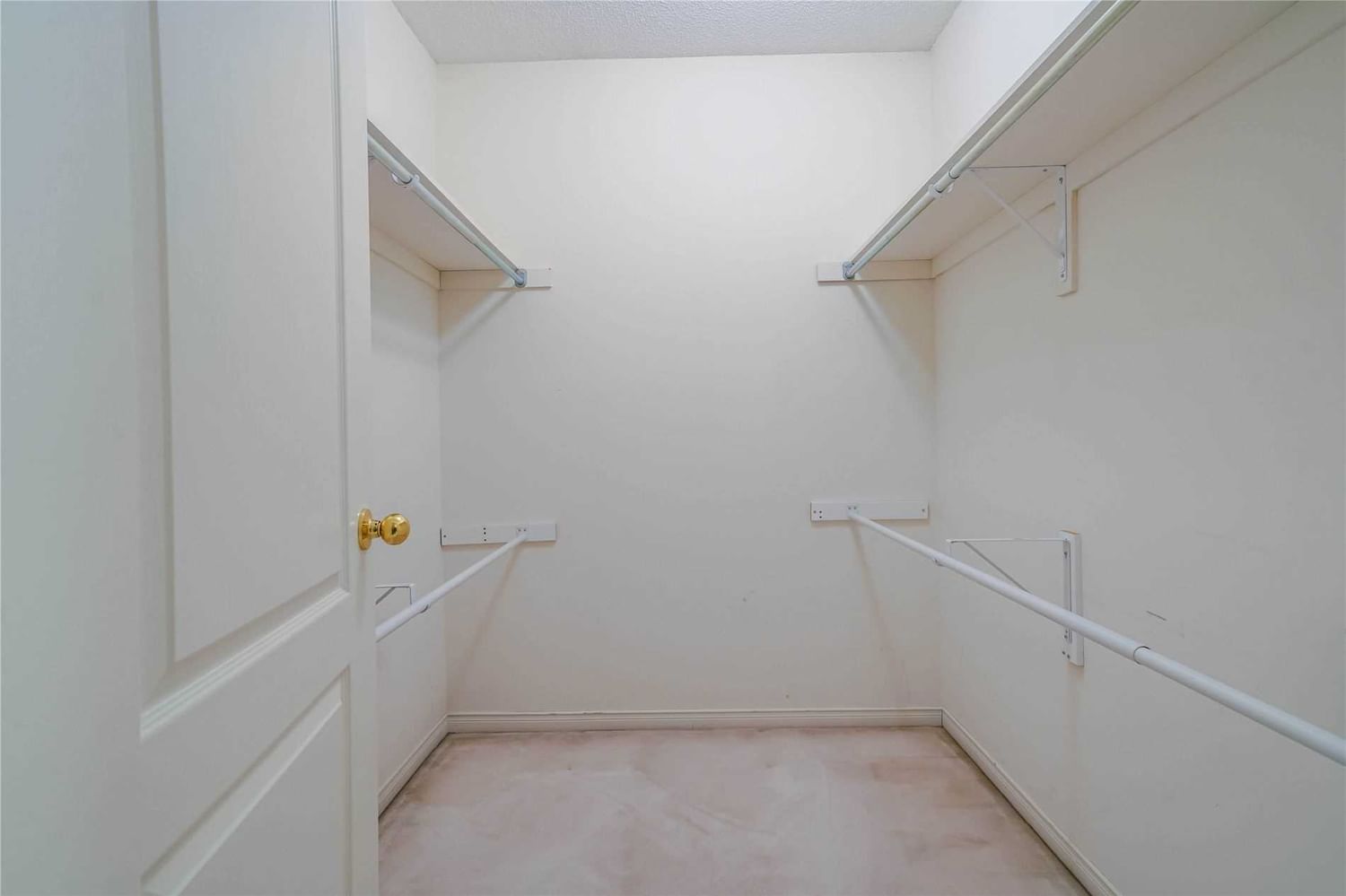 Detached House sold at 147 Rouge Bank Drive, Markham, Ontario, L3S4K5 - Legacy - MLS: N5690553