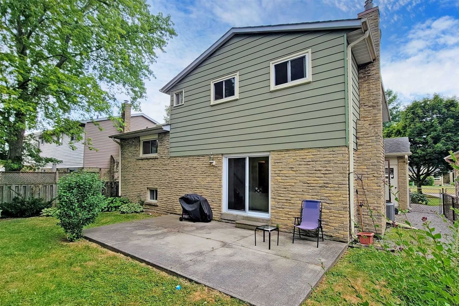 Listing Image 28