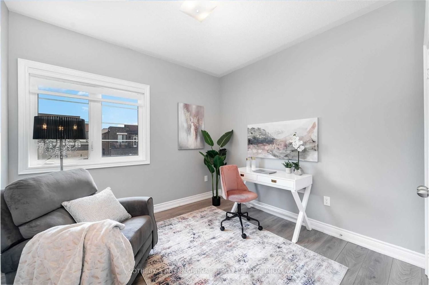 Listing Image 22