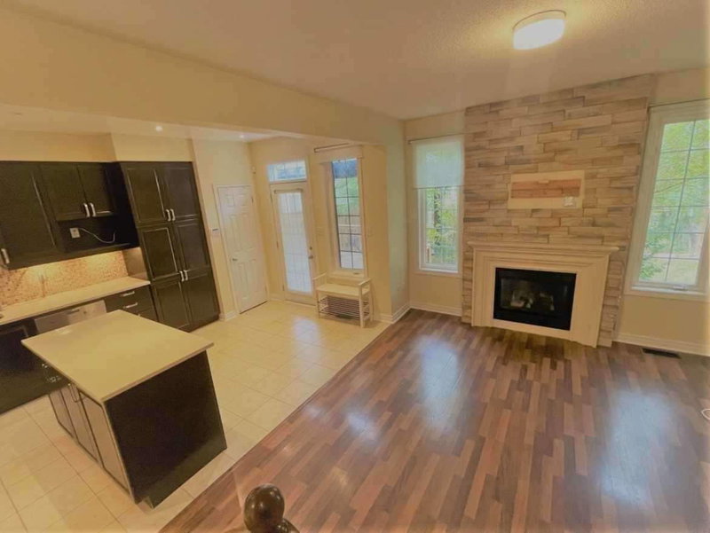 64 Evaridge Dr, Markham, L6B 1H3 | Image 3