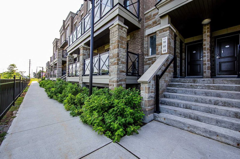 512 - 30 Dunsheath Way, Markham, L6B 1N3 | Image 2