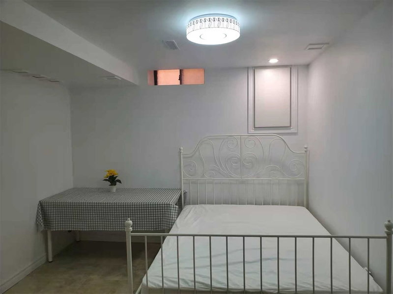 Bsmt - 148 Castlehill Rd, Vaughan, L6A1N7 | Image 3