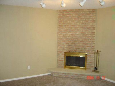 135 Appleby Cres, Markham, L3R4L1 | Image 3