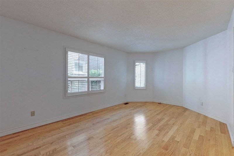 80 Edmund Seager Dr, Vaughan, L4J4S5 | Image 3