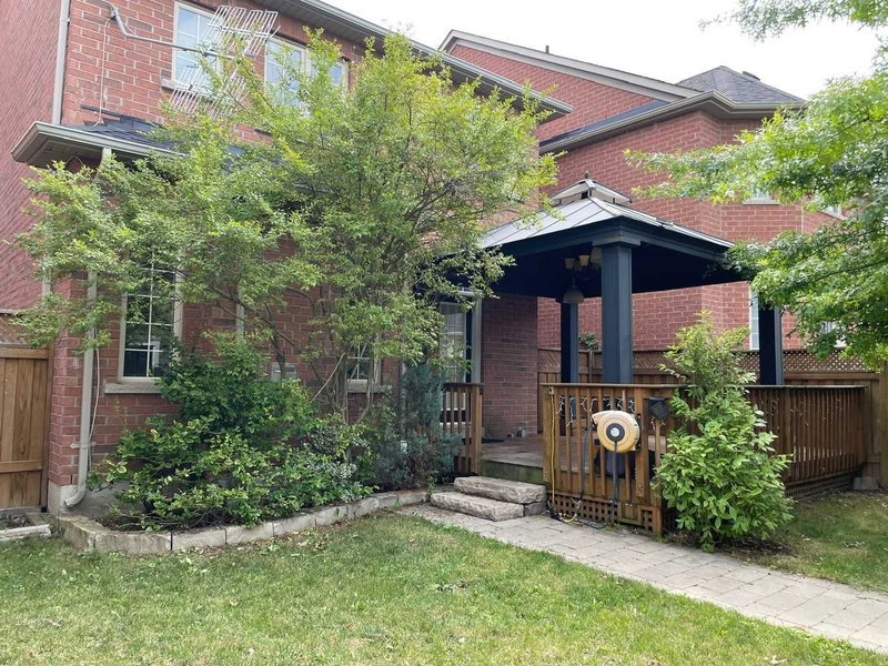 64 Evaridge Dr, Markham, L6B 1H3 | Image 2