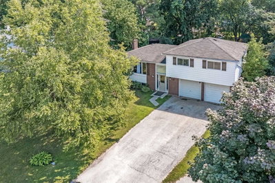 Detached House sold at 17 Larkdale Crescent, Essa, Ontario, L0M 1B0 - Angus - MLS: N5735748