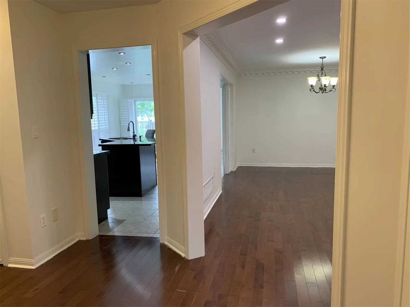 16 Raffia Ave, Richmond Hill, L4E4M9 | Image 2