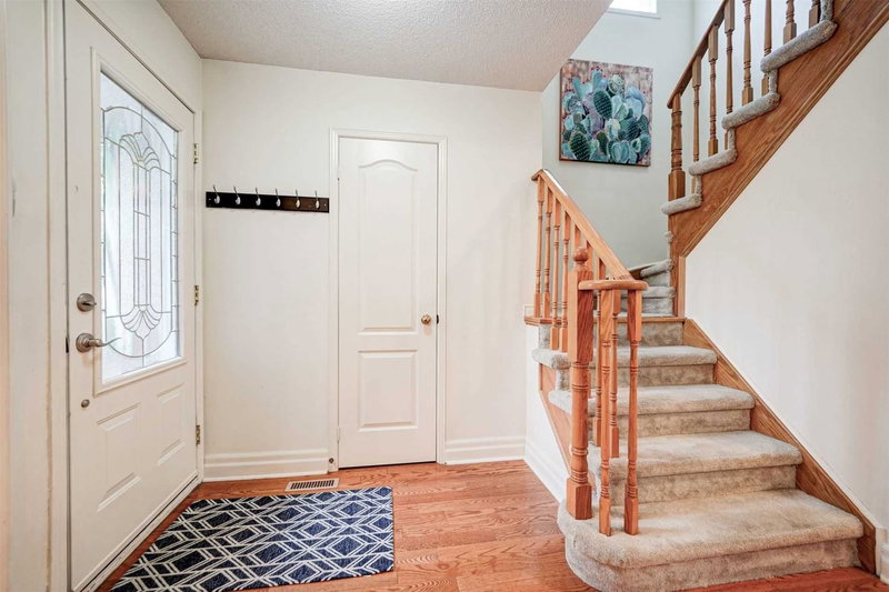 68 Redondo Dr, Vaughan, L4J 7S6 | Image 2