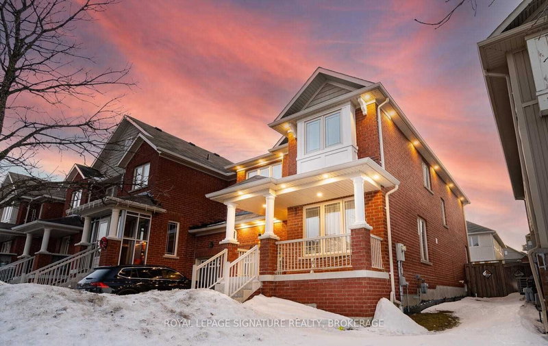 14 Yang St, Richmond Hill, L4E 0M6 | Image 2