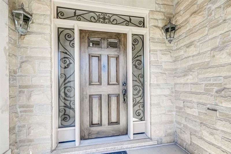 246 Hansard Dr, Vaughan, L4H0W1 | Image 3