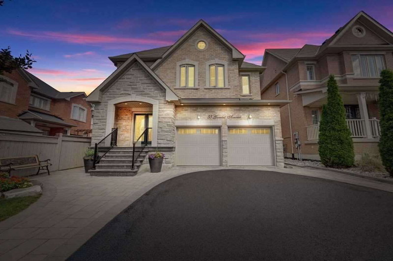 33 Gambit Ave, Vaughan, L4H0Y7 | Image 2