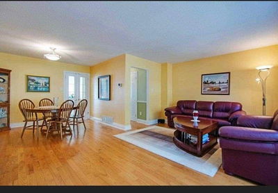 352 Simonston Blvd, Markham - German Mills image-0-3