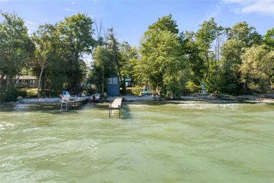 Detached House sold at 10 Snake Island Road, Georgina Islands, Ontario, L4P 3E9 - Snake Island - MLS: N5766586