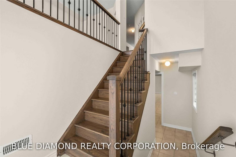 122 Farooq Boulevard