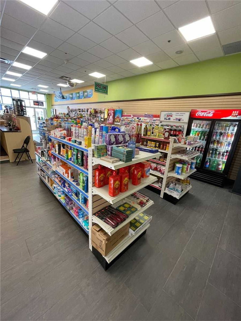 C6 - 1410 Major Mackenzie Dr W, Vaughan, L6A4H6 | Image 3