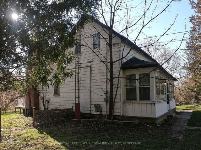 24 Maple Lane