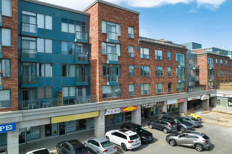 313 - 7398 Yonge St, Vaughan, L4J8J2 | Image 2