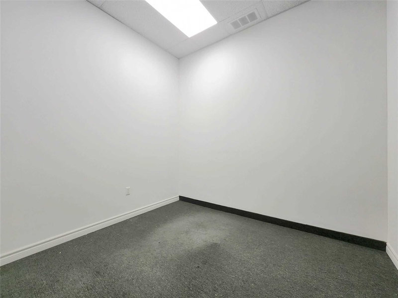 2091 - 28 South Unionville Ave, Markham, L3R4P9 | Image 2