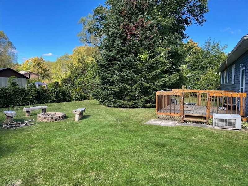 350 The Queensway S, Georgina, L402B9 | Image 3