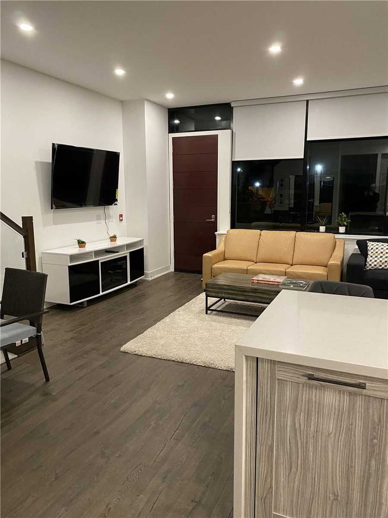 109 - 2908 Highway 7 Rd, Vaughan, L4K)K5 | Image 2