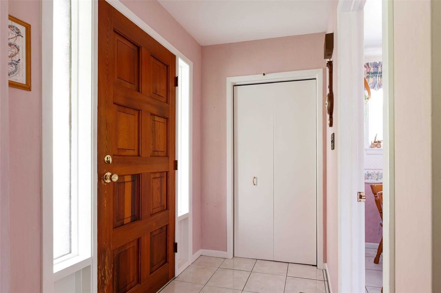 Listing Image 4