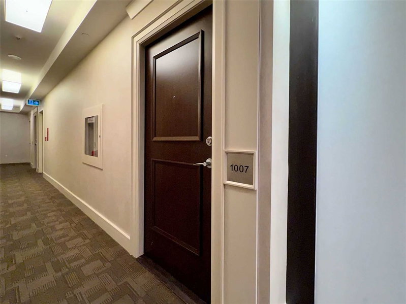 Room2
