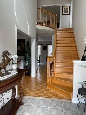 10 Waldron Cres, Richmond Hill - Oak Ridges image-0-1