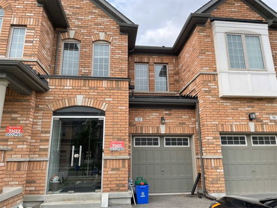 Townhouse leased at 32 Capreol Avenue, Aurora, Ontario, L4G7C4 - Rural Aurora - MLS: N5805448