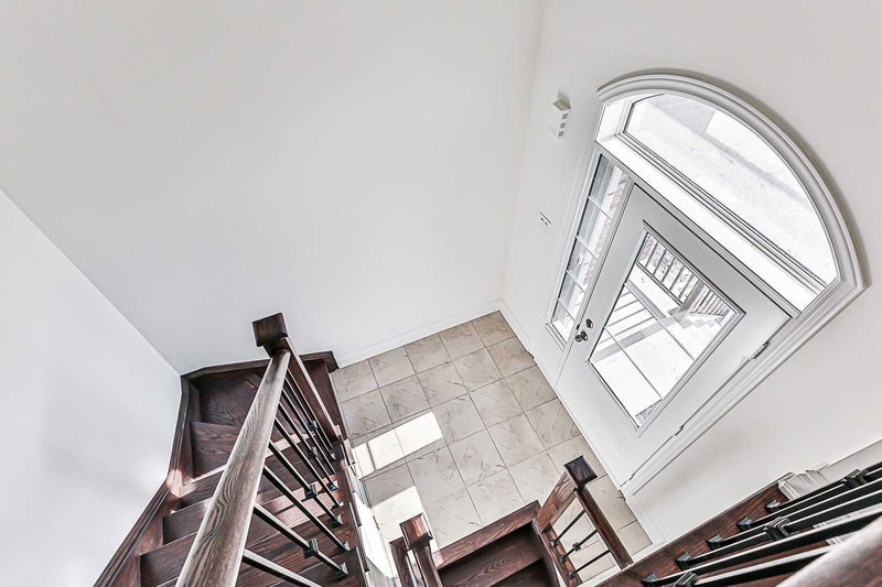 Upper L - 4132 Highway 7 N/A E, Markham, L3R 0W9 | Image 3