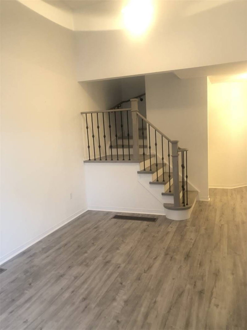 90 Bridlepath St, Richmond Hill, L4S 1S2 | Image 3