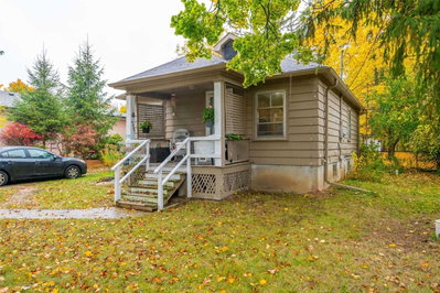 Detached House sold at 173 Maple Avenue, Richmond Hill, Ontario, L4C 2J1 - Harding - MLS: N5812227