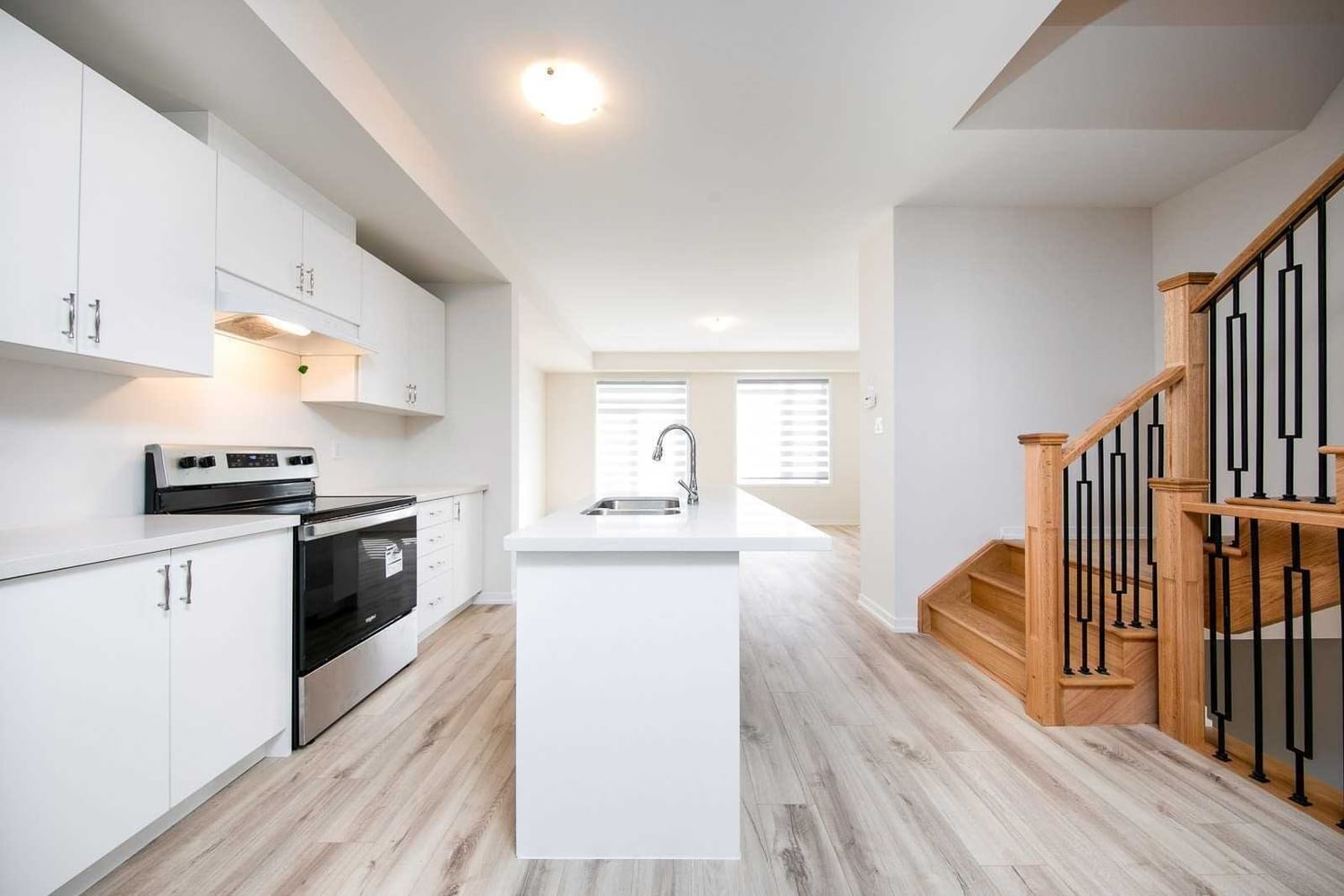 Townhouse leased at 37 Origin Way, Vaughan, Ontario, L6A 5C6 - Patterson - MLS: N5820053