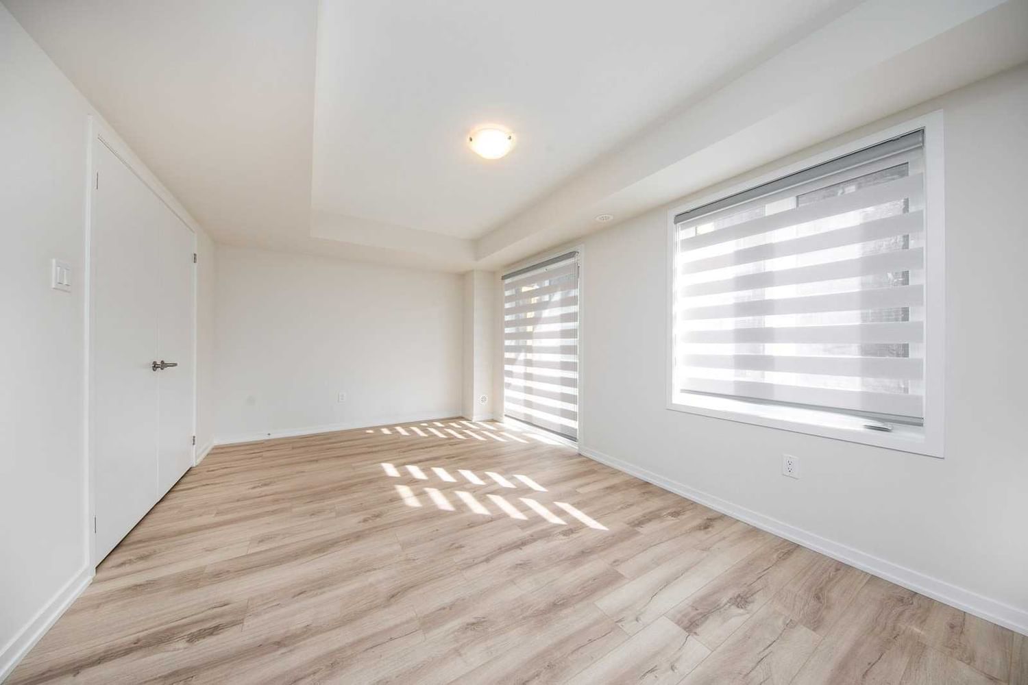 Townhouse leased at 37 Origin Way, Vaughan, Ontario, L6A 5C6 - Patterson - MLS: N5820053