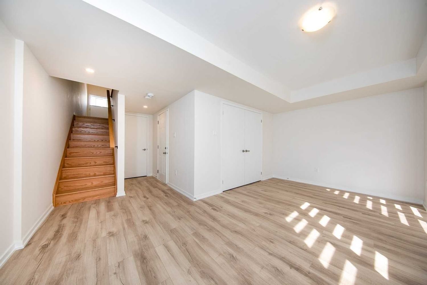 Townhouse leased at 37 Origin Way, Vaughan, Ontario, L6A 5C6 - Patterson - MLS: N5820053